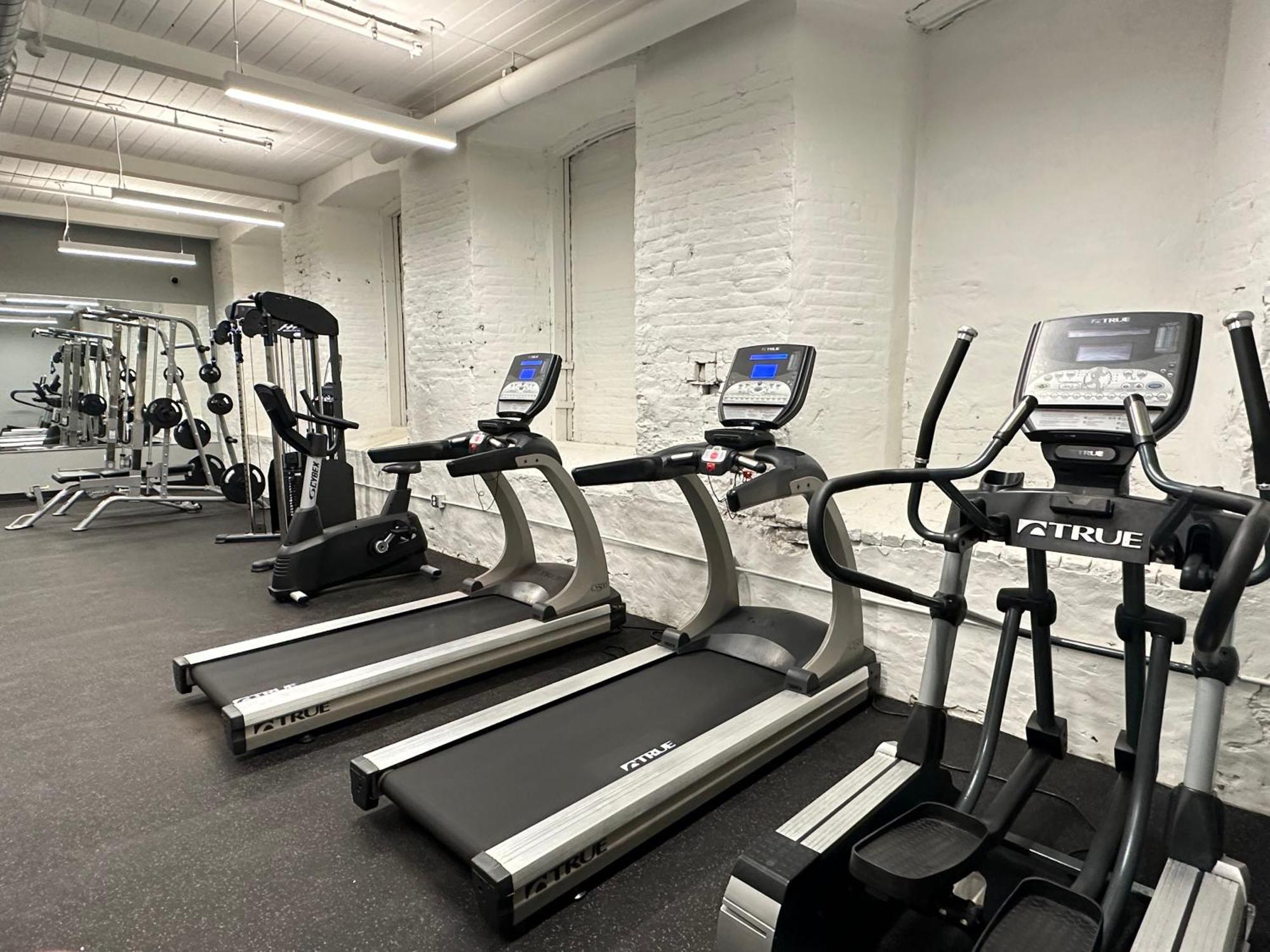 2Br 2Br Le Chateau 505 Lux Penthouse In A Historic Building 유티카 외부 사진